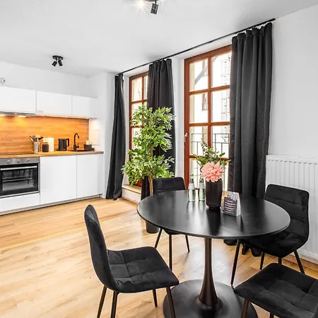 Black Diamond I Zentrum I Parken I Kueche I Wlan I