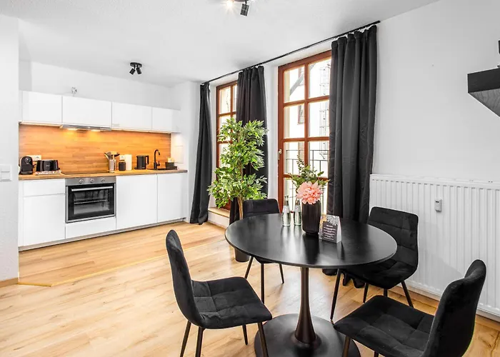 Black Diamond I Zentrum I Parken I Küche I Wlan I